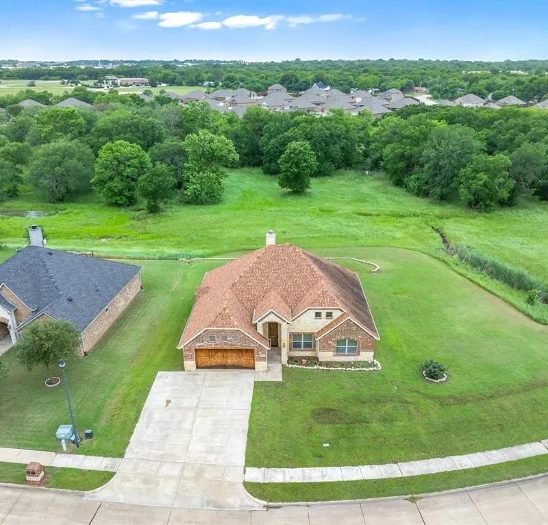 2001 Chapel Creek Drive, Kaufman TX 75142