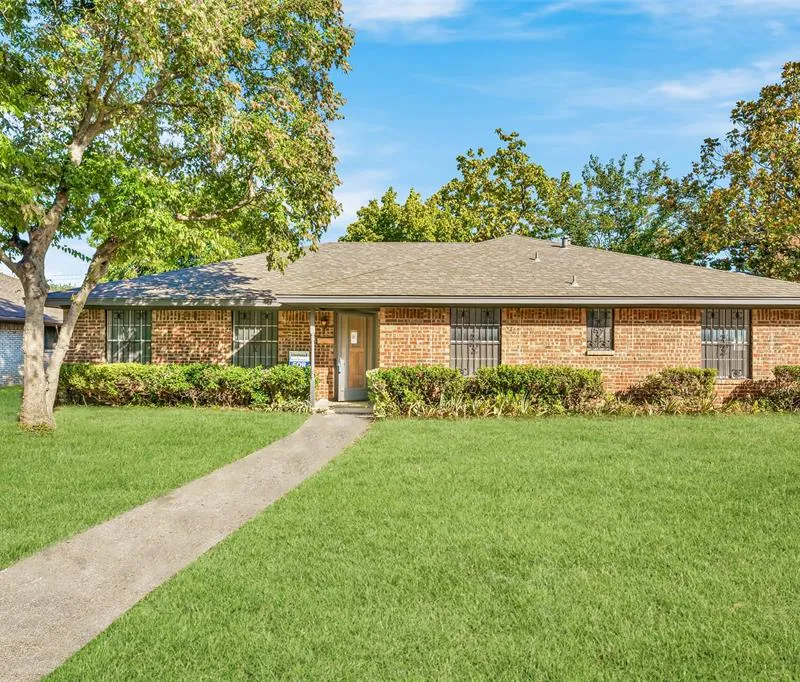 7027 Hunnicut Road, Dallas TX 75227