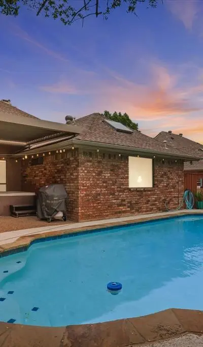 1516 Glastonbury Drive, Plano TX 75075 - Photo 3