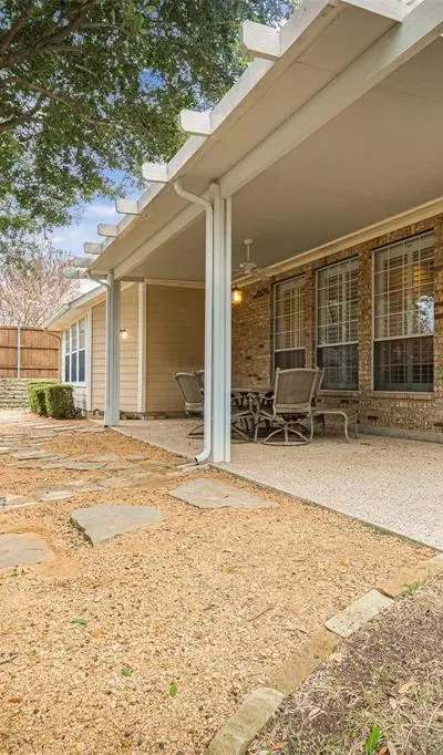 804 Cresthaven Drive, McKinney TX 75071 - Photo 2