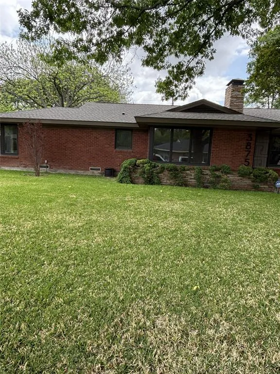 3875 Lambert Avenue, Fort Worth TX 76109