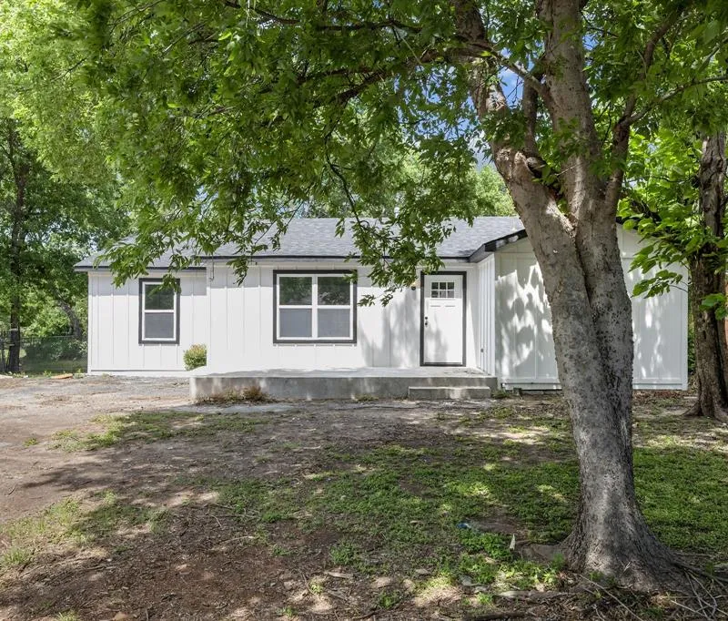5512 Korth Street, Sansom Park TX 76114