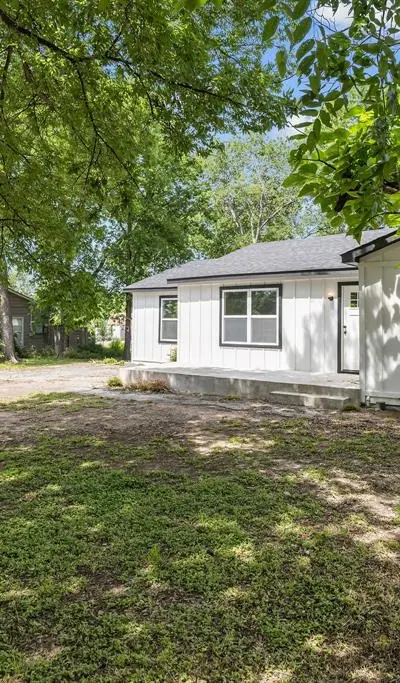 5512 Korth Street, Sansom Park TX 76114 - Photo 2