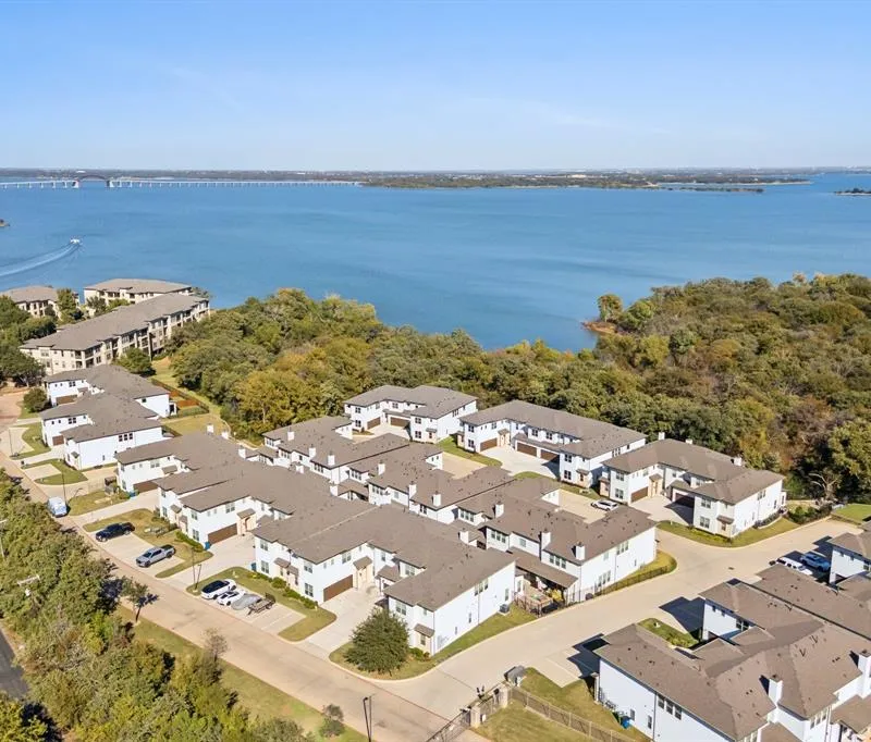 126 Bridgewater Way # 38, Hickory Creek TX 75065