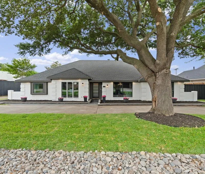 6606 Sawmill Road, Dallas TX 75252