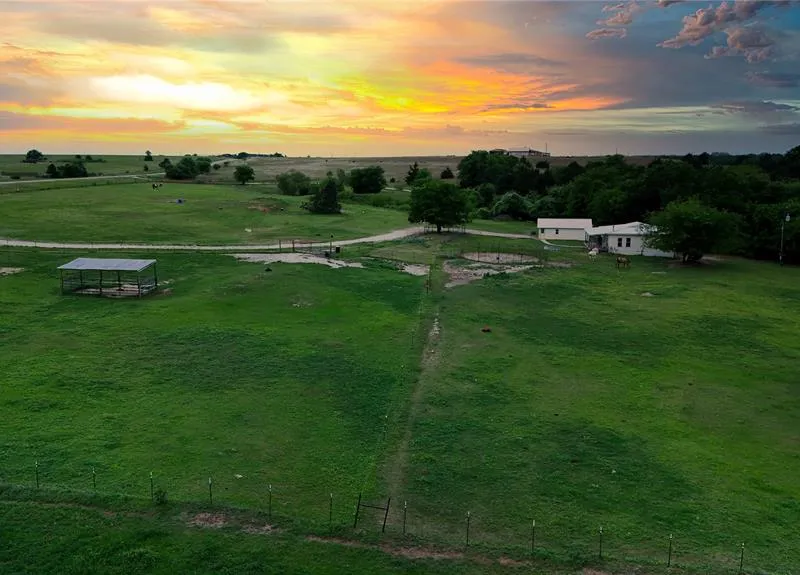 3365 N Fm 730, Decatur TX 76234