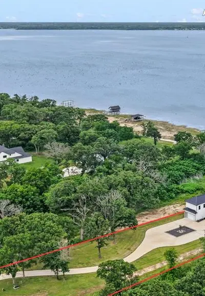 8983 Southern Shore Court, Kemp TX 75143