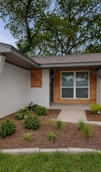 6323 Harmony Lane, Dallas TX 75241 - Photo 2