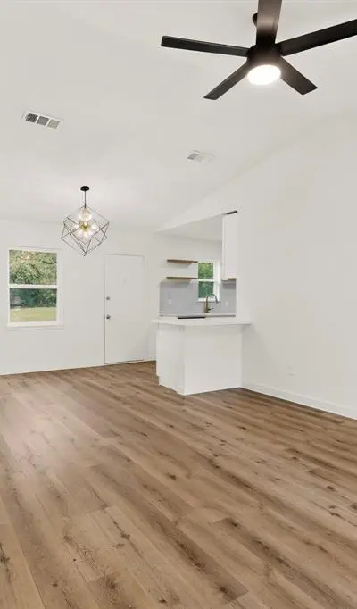6323 Harmony Lane, Dallas TX 75241 - Photo 4