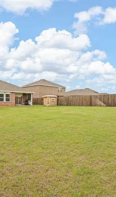 8 Glen Crossings Road, Edgecliff Village TX 76134 - Photo 2