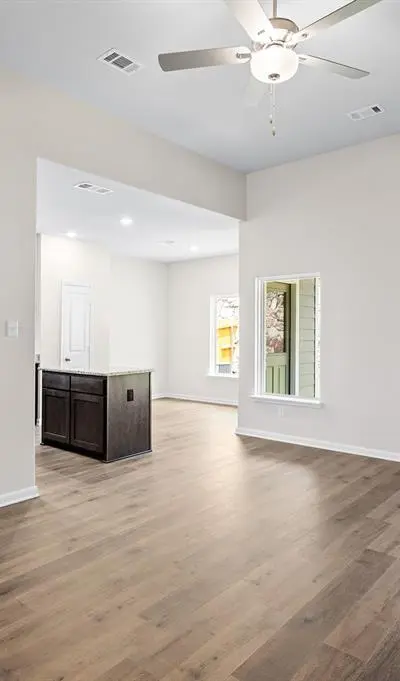 6356 Emerald Tree Lane, Dallas TX 75241 - Photo 5