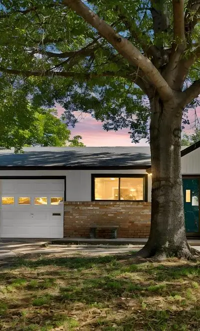 3205 Mccollum Street, Irving TX 75061