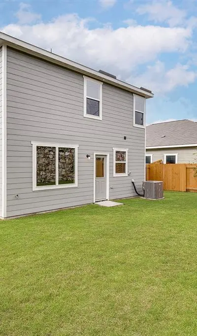 4203 Lava Forest Drive, Dallas TX 75241 - Photo 3
