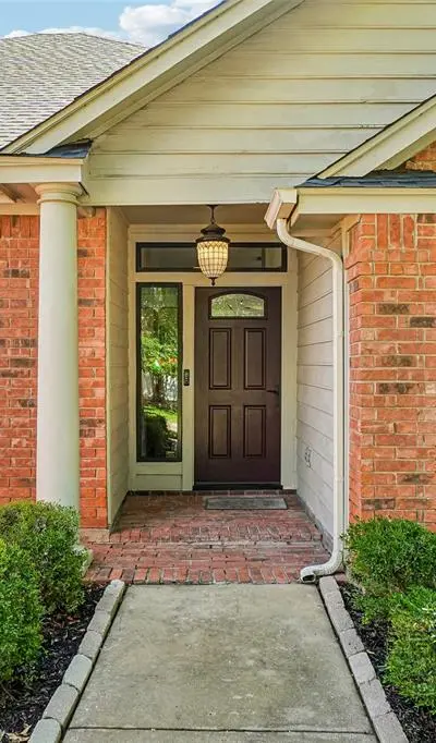 2609 Creekside Way, Highland Village TX 75077 - Photo 2