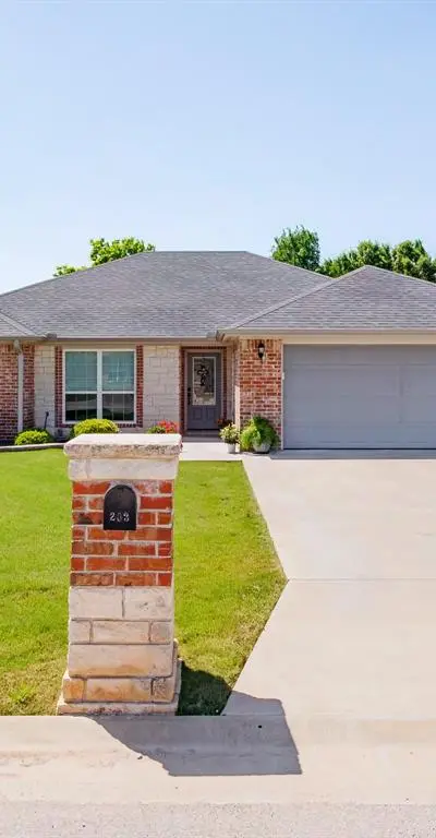 203 W Hall Court, Early TX 76802