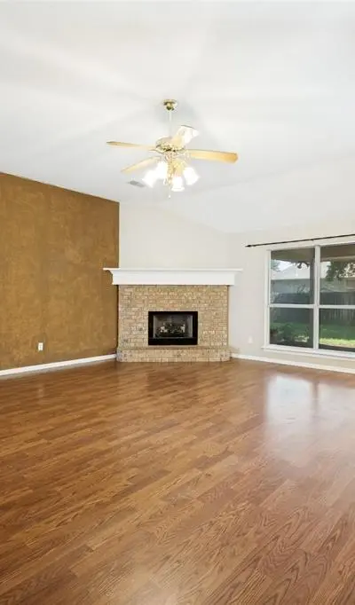816 Willow Court, Saginaw TX 76179 - Photo 4
