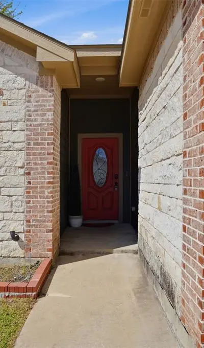 3021 Springview Avenue, Dallas TX 75216 - Photo 3