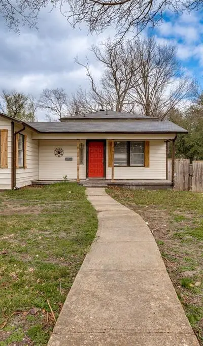 421 W 8th Street, Lancaster TX 75146