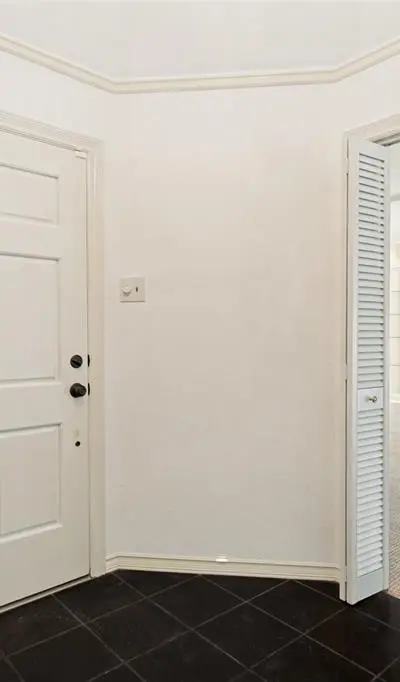 4128 Coral Circle, Benbrook TX 76126 - Photo 3
