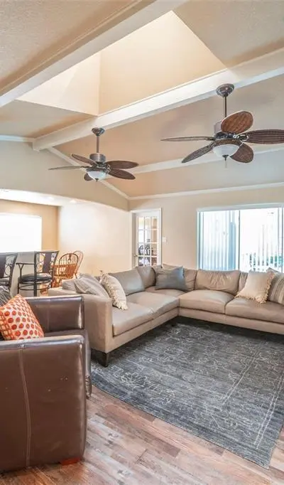 1804 Lincolnshire Drive, Bedford TX 76021 - Photo 5