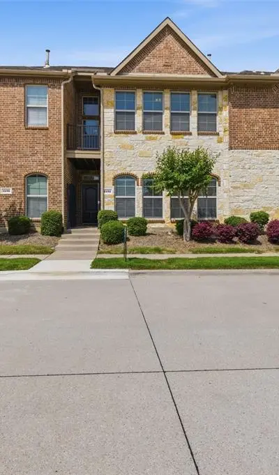 1432 Arapaho Drive, Carrollton TX 75010 - Photo 2
