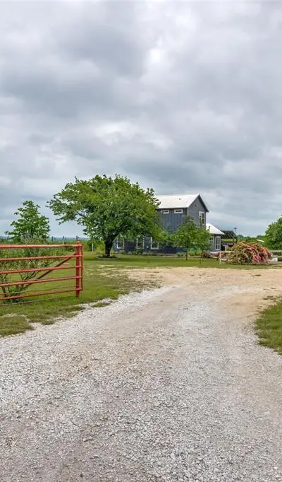 1458 Jim Harry Loop, Sunset TX 76270 - Photo 3