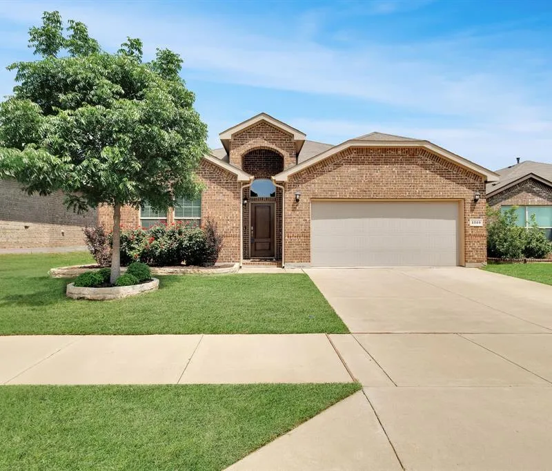 2509 Indian Head Drive, Fort Worth TX 76177