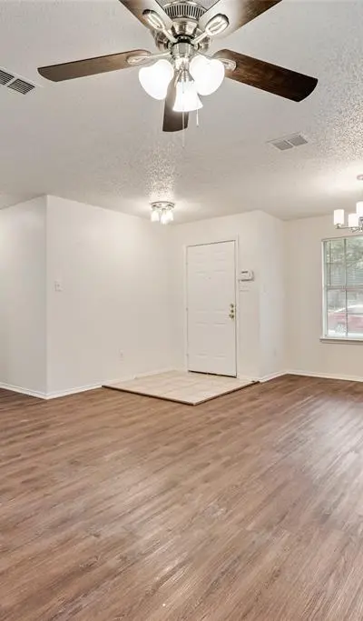 2938 Marquis Lane, Lancaster TX 75134 - Photo 5
