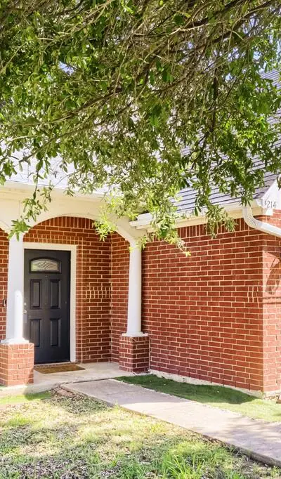 1214 S Belt Line Road, Dallas TX 75253 - Photo 2