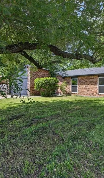 3221 Merrimac Drive, Forest Hill TX 76140 - Photo 3