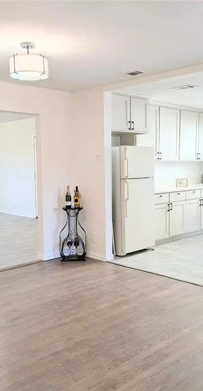 3051 UTAH Avenue, Dallas TX 75216