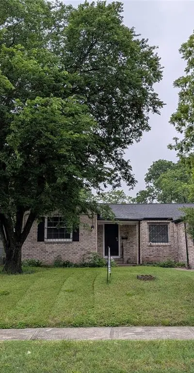 3051 UTAH Avenue, Dallas TX 75216 - Photo 2