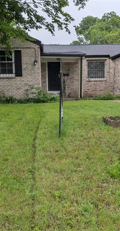 3051 UTAH Avenue, Dallas TX 75216 - Photo 3