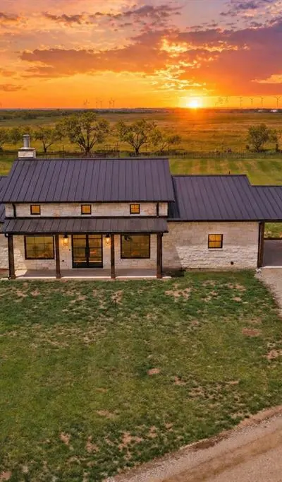 6384 US HWY 281 S, Jacksboro TX 76458