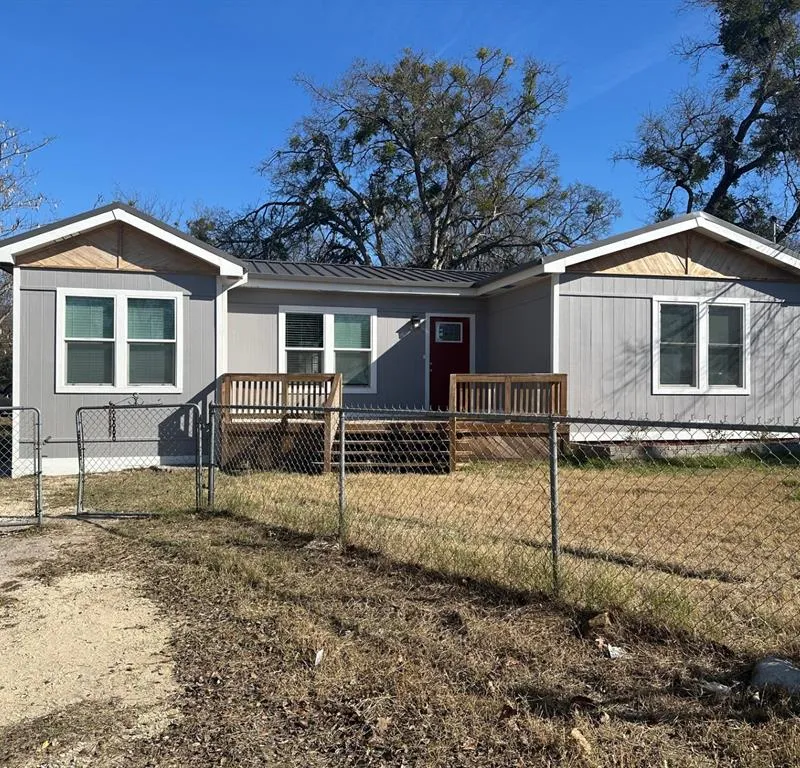 146 Owl Hollow Road, Blum TX 76627