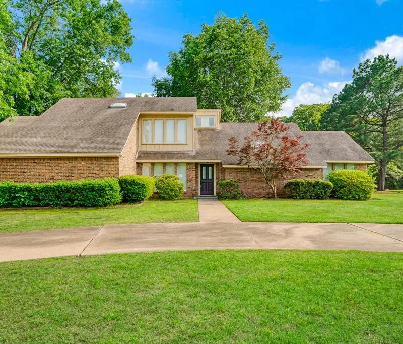 4110 Lakeshore Drive, Reno TX 75462
