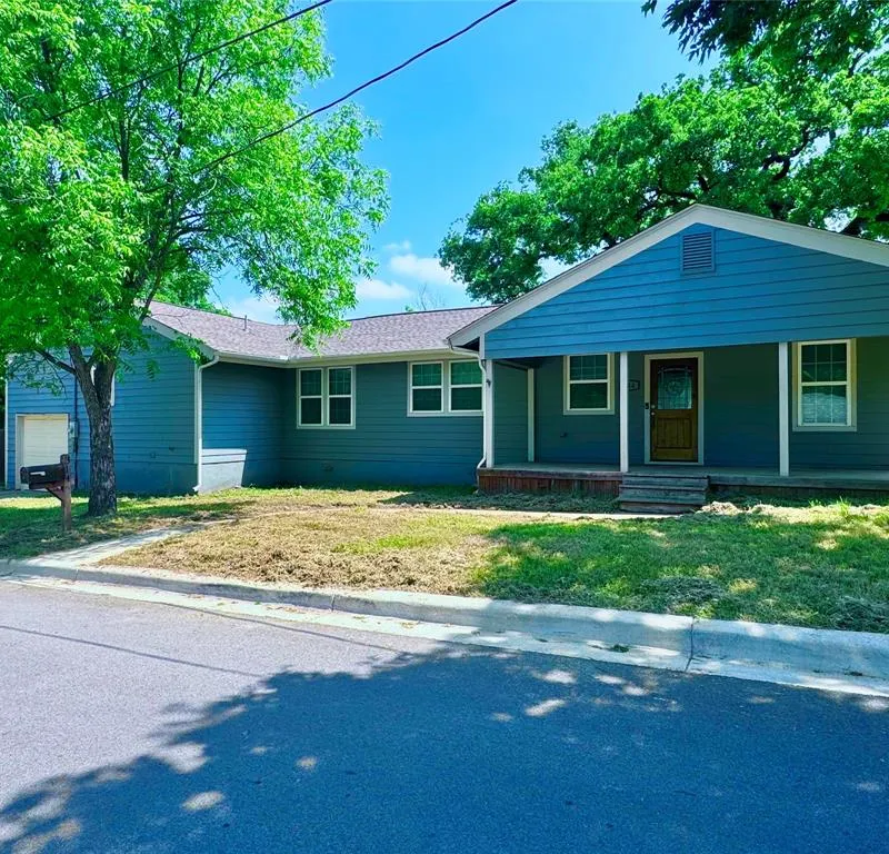 314 N Dubellette Street, Weatherford TX 76086