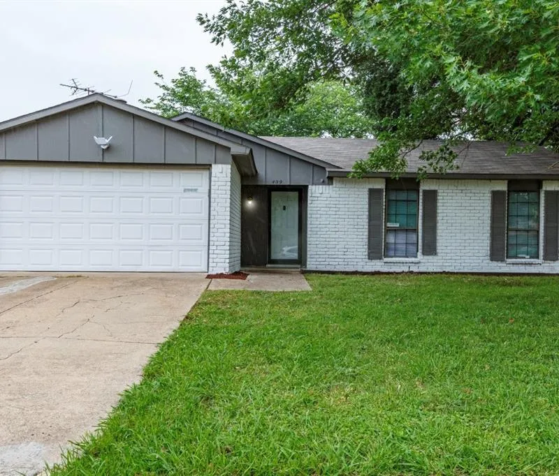 409 Rockcrest Drive, Mesquite TX 75150