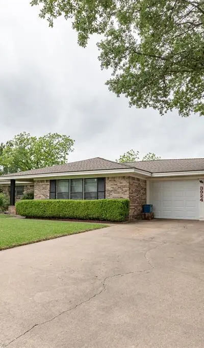 3924 Westerly Road, Benbrook TX 76116 - Photo 4