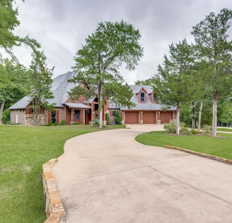 127 Dove Canyon Drive, Gordonville TX 76245