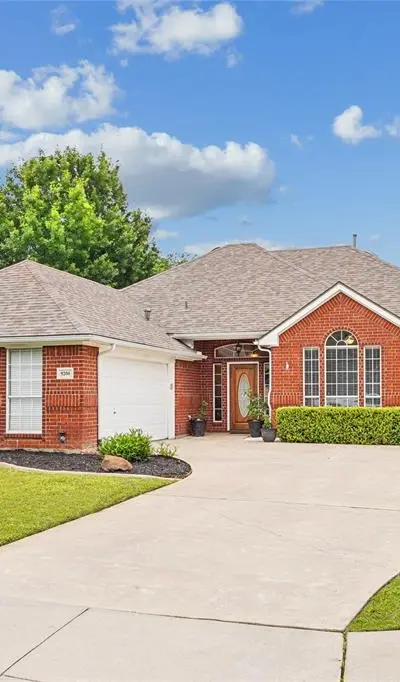 9208 Winslow Court, North Richland Hills TX 76182