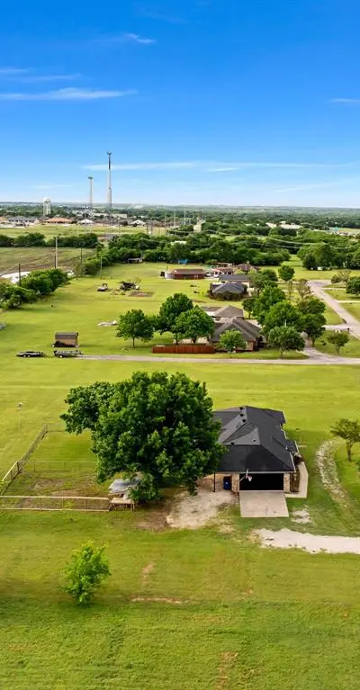 11345 Jennifer Circle, Sanger TX 76266 - Photo 2