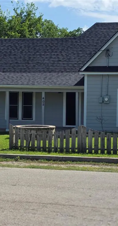 405 W Graham Street, Godley TX 76044