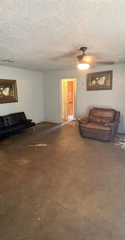 6720 Trailwood Drive, Forest Hill TX 76140 - Photo 2