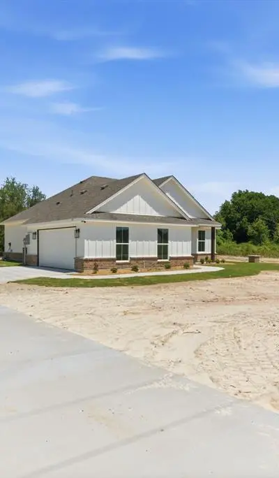109 Graystone, Weatherford TX 76088 - Photo 3