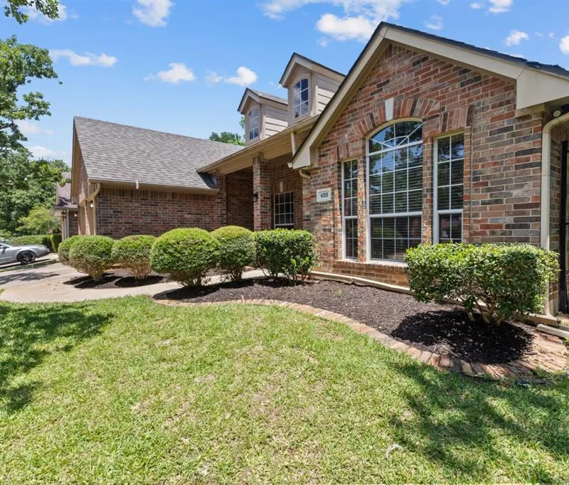 6315 Fannin Drive, Arlington TX 76001