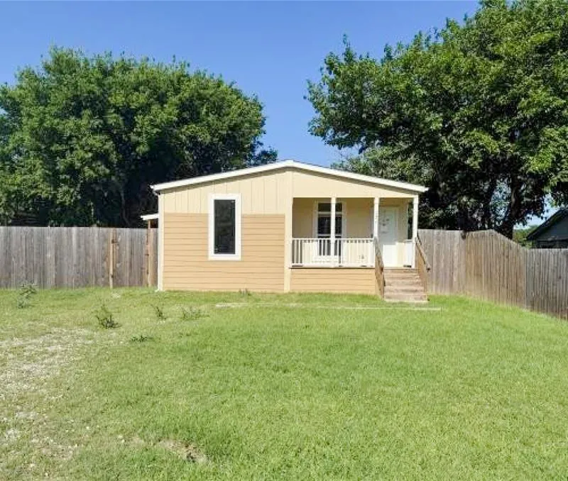 1717 Gale Drive, Pelican Bay TX 76020