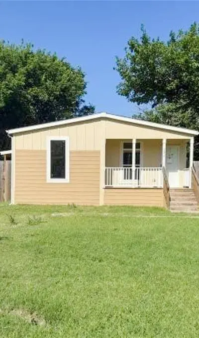 1717 Gale Drive, Pelican Bay TX 76020