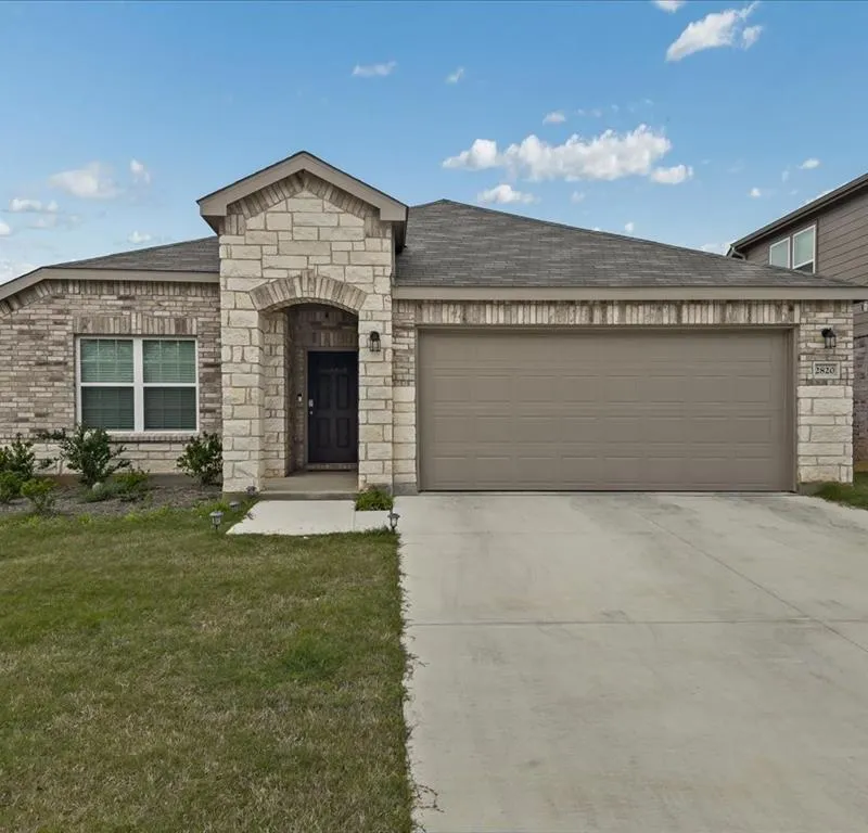 2820 Pecan Park Drive, Denton TX 76208