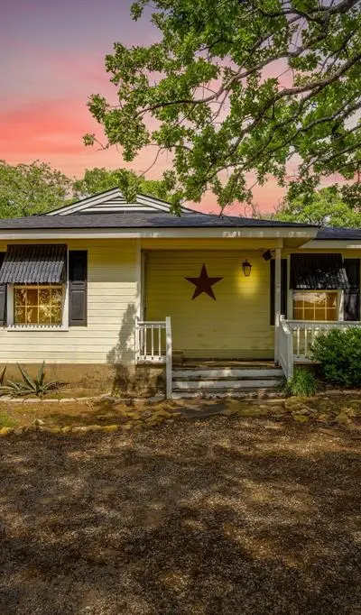 717 County Road 317a, Cleburne TX 76031